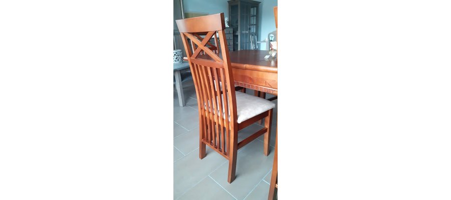 Krzesła z litego drewna brzozowego - zdjęcie
