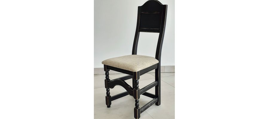 Krzesło z litego drewna bukowego - zdjęcie