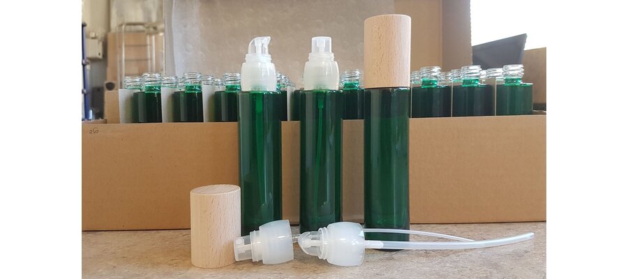 Butelki 100ml włoskie do kosmetyków, barwione na kolor szmaragdowy  - zdjęcie