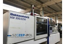 Wtryskarka Battenfeld HM 300/2250S z robotem Wittmann W818 / Maszyna w bardzo dobrym stanie technicznym / Godziny pracy: ok. 44.000 h w trybie automatycznym, 300T, 2007 rok - zdjęcie