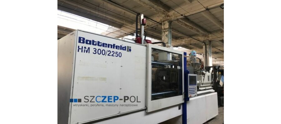 Wtryskarka Battenfeld HM 300/2250S z robotem Wittmann W818 / Maszyna w bardzo dobrym stanie technicznym / Godziny pracy: ok. 44.000 h w trybie automatycznym, 300T, 2007 rok - zdjęcie