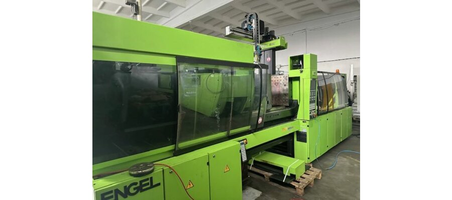 Engel ES 1350/275 HL z robotem Engel ERC 53