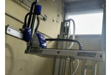 Robot - Wittmann W808 / Bardzo dobry stan techniczny - zdjęcie