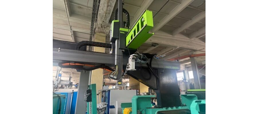 Robot - Engel Viper 12 - zdjęcie