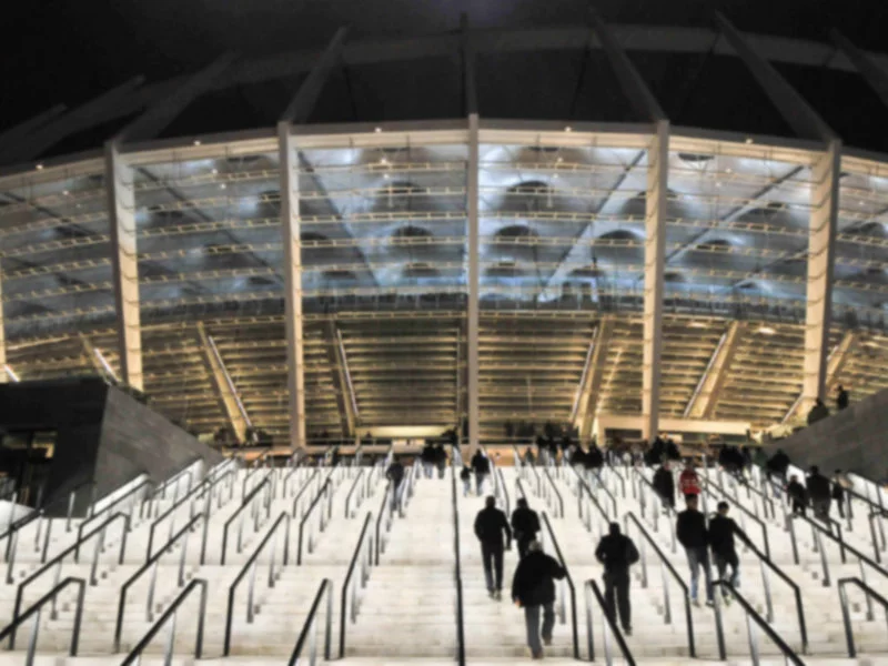 Do oświetlenia stadionu w Kijowie Elektronnyj Svet wybrało trwałe i wydajne LED - zdjęcie