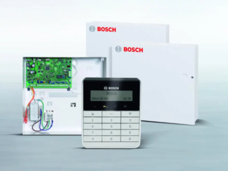 Rozszerzenie zakresu funkcji central systemów sygnalizacji włamania i napadu AMAX firmy Bosch - zdjęcie