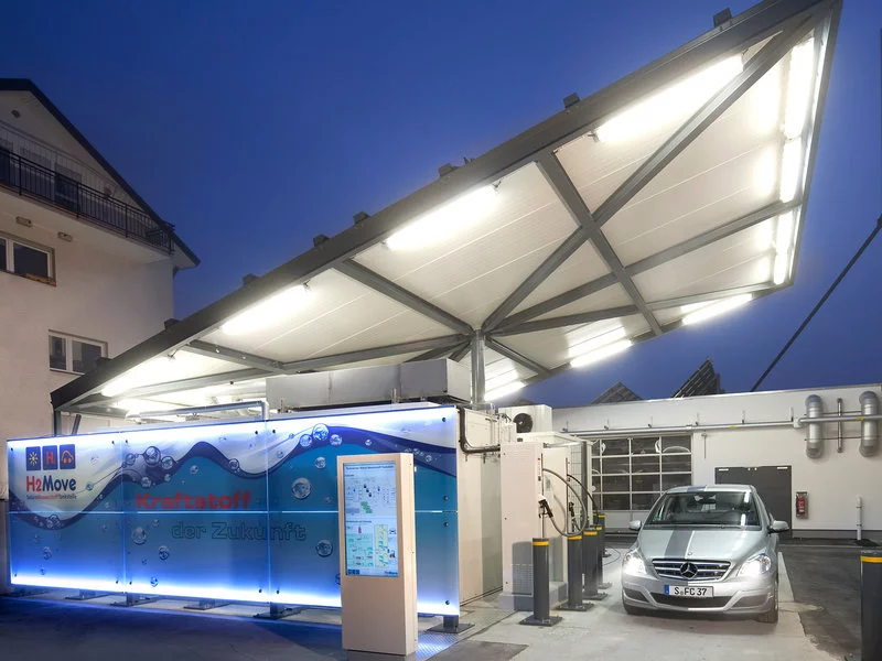 Air Products dostarczyło technologię do nowo otwartej komercyjnej stacji paliwa wodorowego w Niemczech - zdjęcie