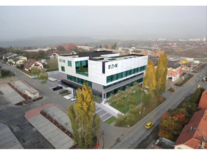 Eaton rozpoczyna budowę ultranowoczesnego budynku Centrum Innowacji w miejscowości Roztoky zdjęcie
