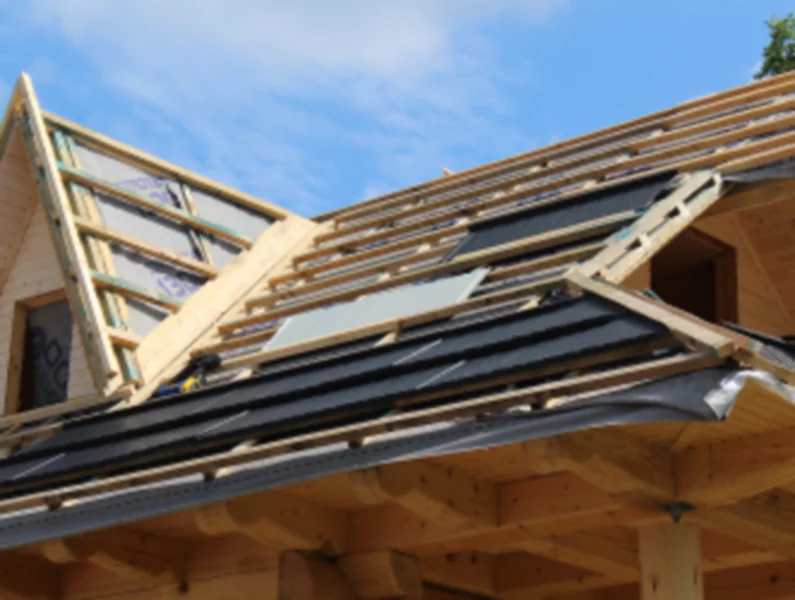 Solidny dach zawsze w cenie - koszty budowy i pułapki oszczędzania - zdjęcie