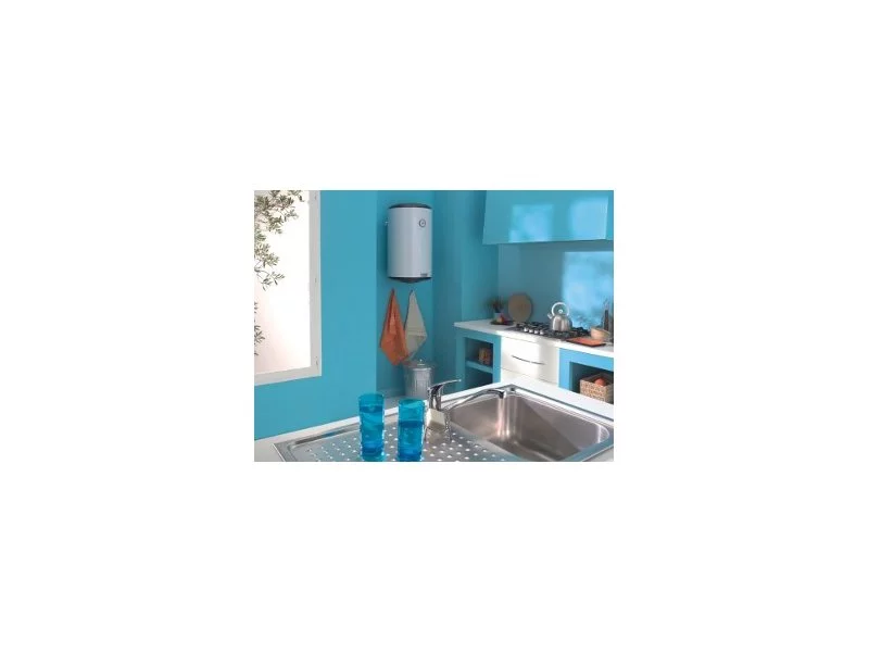 Pojemnościowy ogrzewacz wody z grzałką ceramiczną zdjęcie