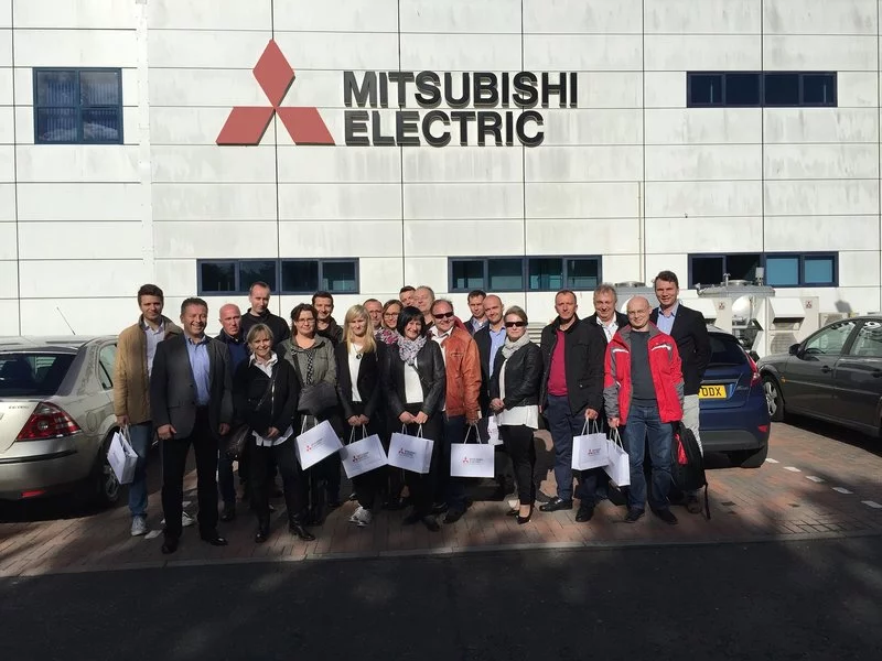 Firma Mitsubishi Electric po raz kolejny zaprosiła klientów do swojej fabryki w Livingston, w Szkocji zdjęcie