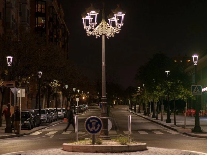 Madryt modernizuje infrastruktrę oświetleniową - zdjęcie