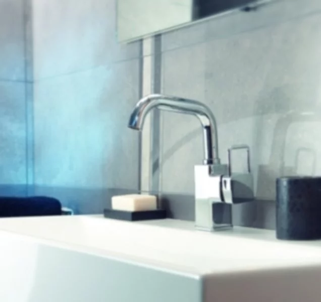 Modny minimalizm – eleganckie baterie łazienkowe - zdjęcie