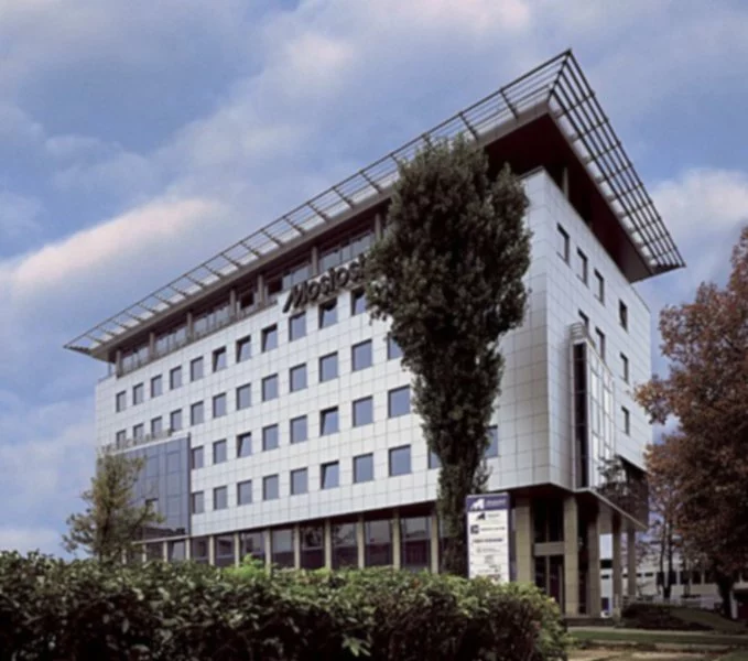 Adgar podnosi standard technologiczny budynku biurowego - Adgar Business Centre II na Mokotowie w Warszawie - zdjęcie