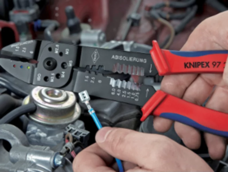 Fokus na nowy zestaw Knipex dla elektryków - zdjęcie