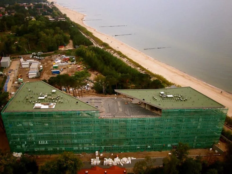 Oficjalne zakończenie stanu surowego zamkniętego apartamentowca Dune zdjęcie