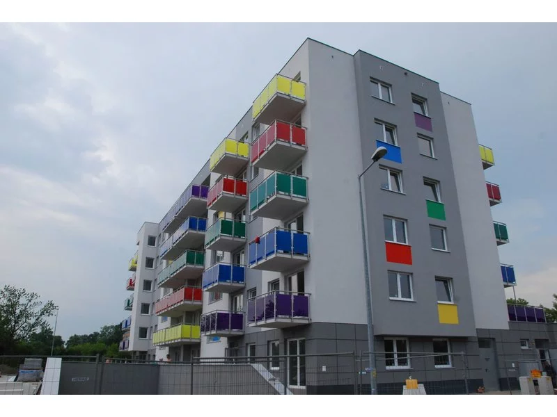 Kolejne gotowe mieszkania na Krzykach. Budotex kończy budowę Tęczowego Raju. zdjęcie