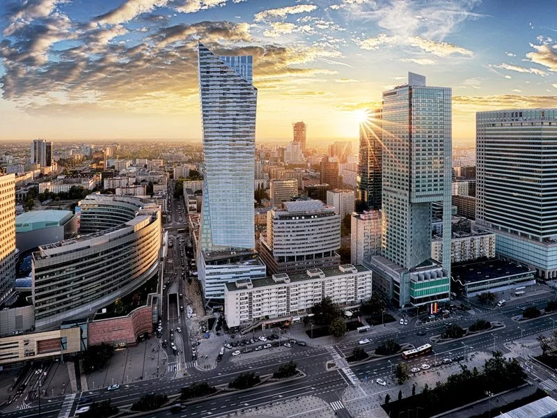 Dlaczego inwestorzy wybierają polski rynek biurowy - zdjęcie