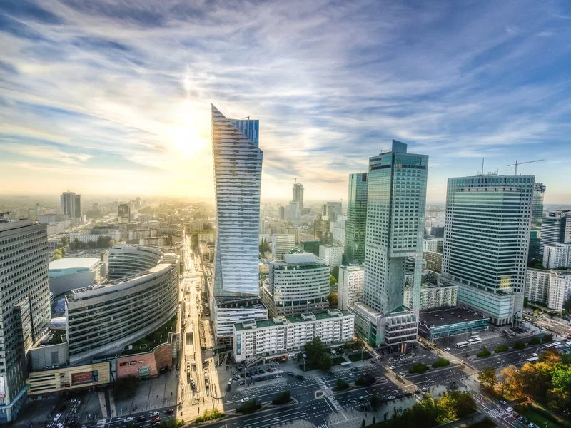 Pierwsze podsumowanie roku na rynku nieruchomości w Polsce i za granicą - zdjęcie