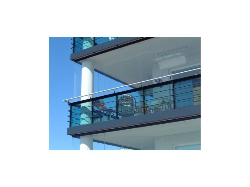 Schüco Lumon &#8211; szklana zabudowa balkonu zdjęcie
