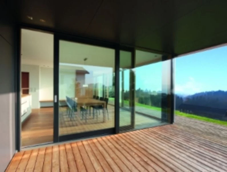 Czy warto inwestować w okna drewniane? - zdjęcie