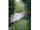 Kolorowa architektura ogrodowa - zdjęcie