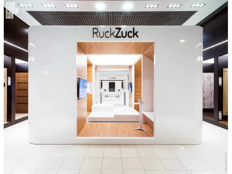 RuckZuck &#8211; pierwszy multimedialny salon podłóg i drzwi zdjęcie