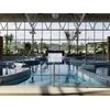 Szklana architektura basenów i parków wodnych - zdjęcie