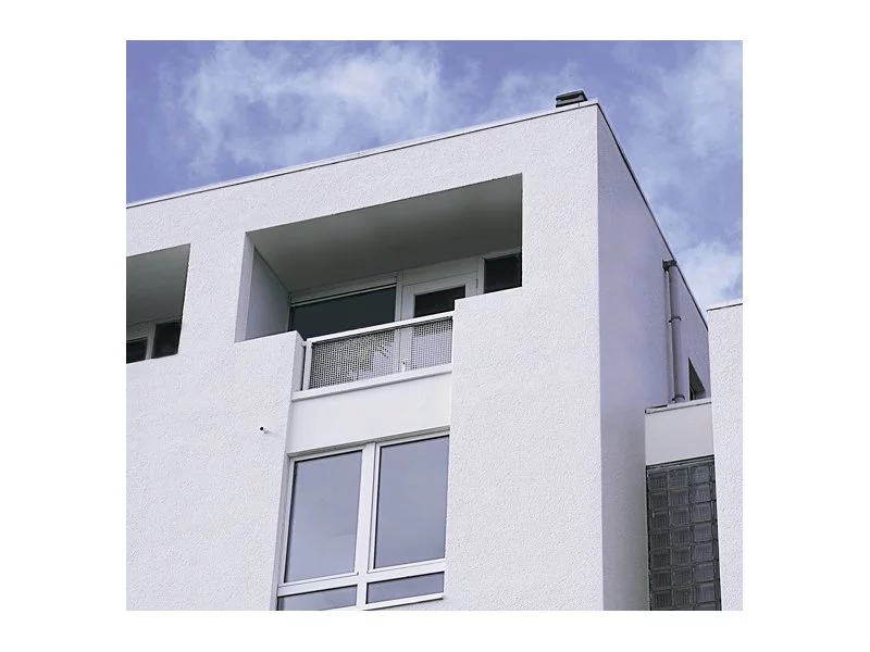 Renowacja spękanych fasad &#8211; system Dekoral Professional opracowany na bazie nanotechnologii zdjęcie