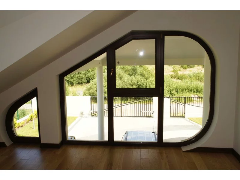 Okna nie muszą być nudne - designerskie okna w Twoim domu zdjęcie