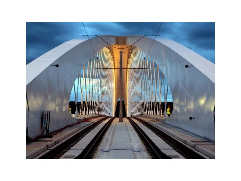 Miejski tunel Blanka w czeskiej Pradze najdłuższy w Europie zdjęcie