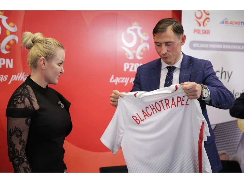 Blachotrapez Oficjalnym Partnerem Piłkarskiej Reprezentacji Polski zdjęcie