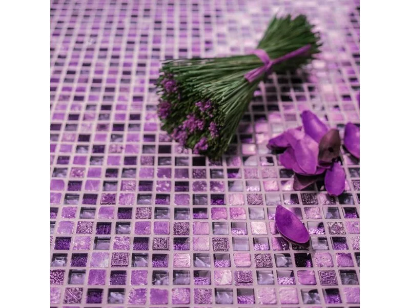 Ultra Violet - kolor roku Pantone. Jak połączyć go z fugą i płytkami ceramicznymi? zdjęcie