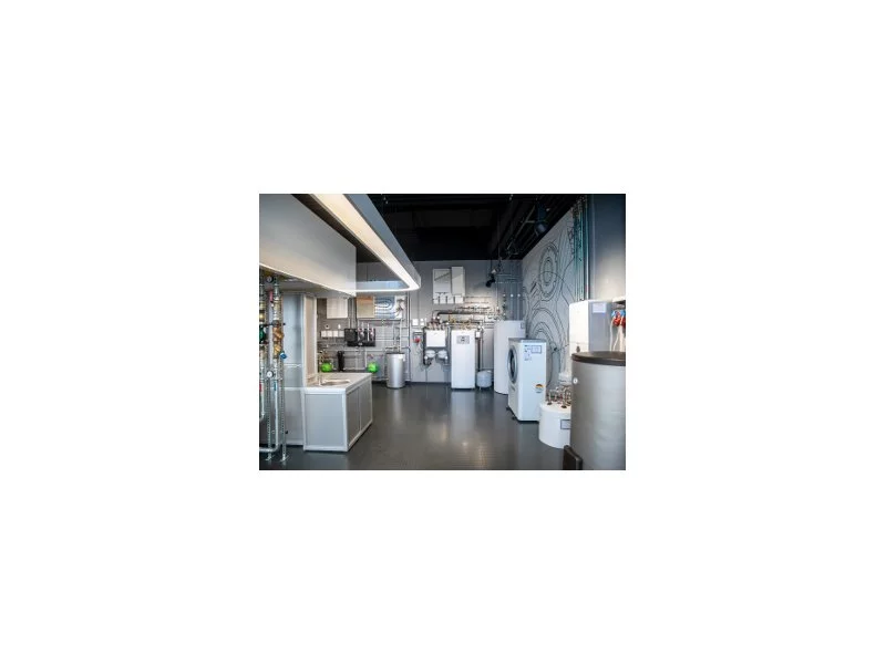 Junkers-Bosch otwiera salę szkoleniową pomp ciepła w Centrum Szkoleniowym w Warszawie zdjęcie