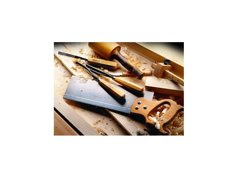 Proces obróbki drewna &#8211; jakie narzędzia warto stosować? zdjęcie