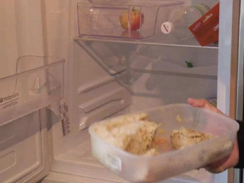 Porządek w lodówce - aby jedzenie się nie psuło - zdjęcie