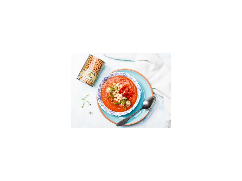 Chłodnik pomidorowo-fasolowy zdjęcie
