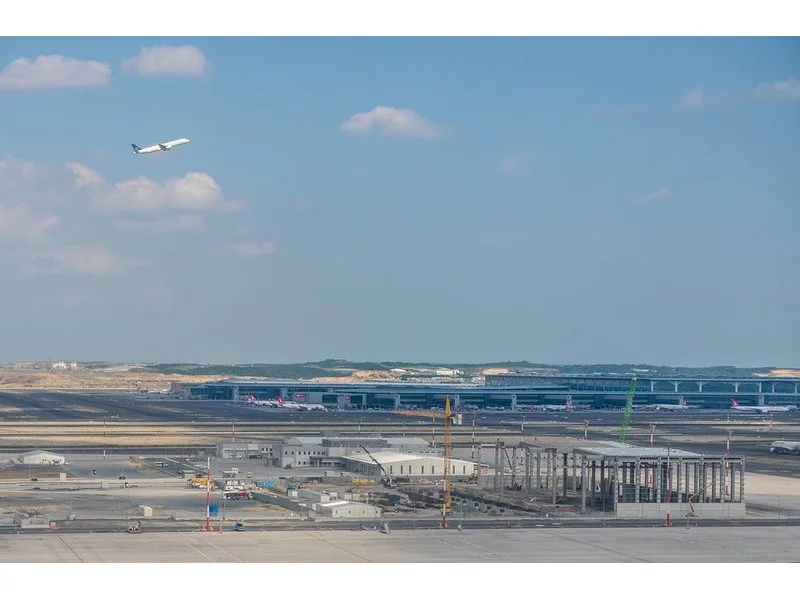 Najwyższe standardy bezpieczeństwa przeciwpożarowego dla największego lotniska świata zdjęcie