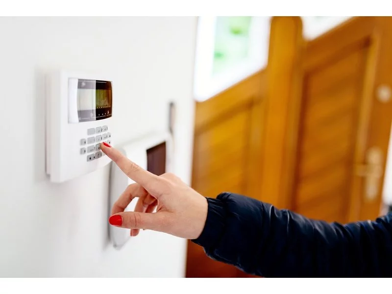 Bezprzewodowy system alarmowy w służbie bezpiecznego domu zdjęcie