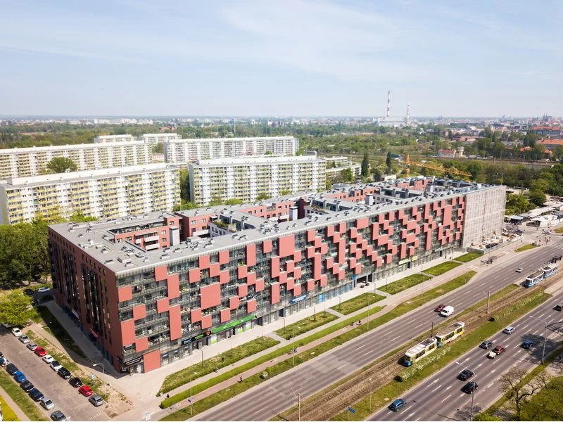 Wrocław: elewacja ostatniego etapu Pixel House odsłonięta zdjęcie