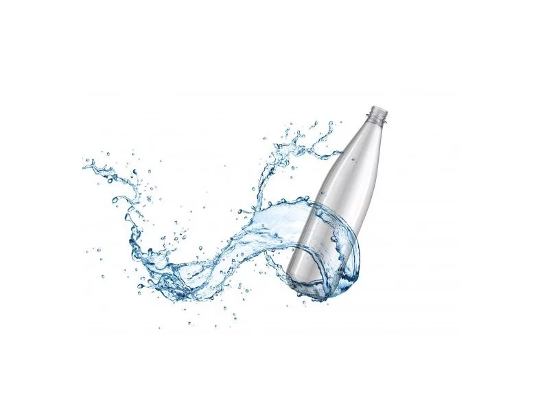 Opracowano innowacyjną plastikową butelkę zwrotną – czy czeka nas opakowaniowa rewolucja? zdjęcie