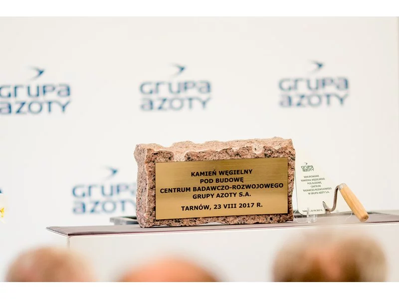 Grupa Azoty stawia na innowacje. W Tarnowie powstaje nowe centrum badawczo-rozwojowe zdjęcie