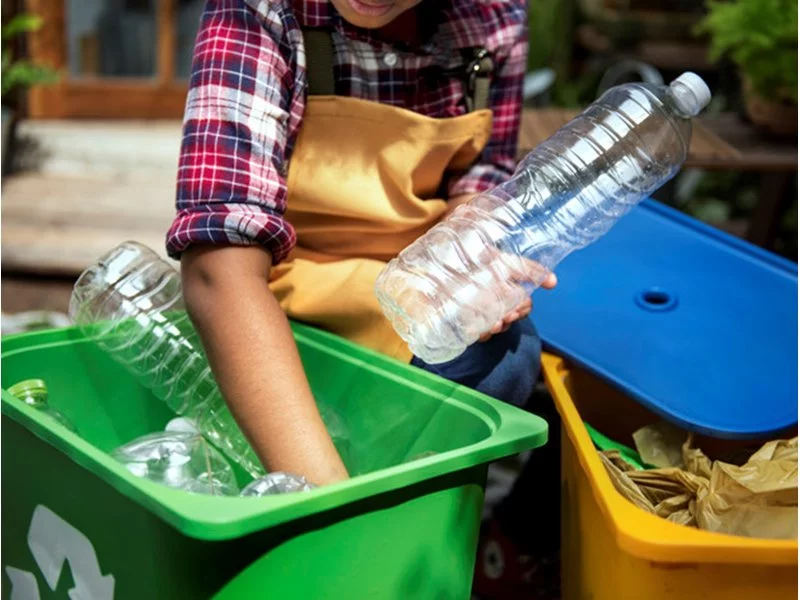 Jak zadbać o właściwy recykling w domowych warunkach? Praktyczne porady zdjęcie