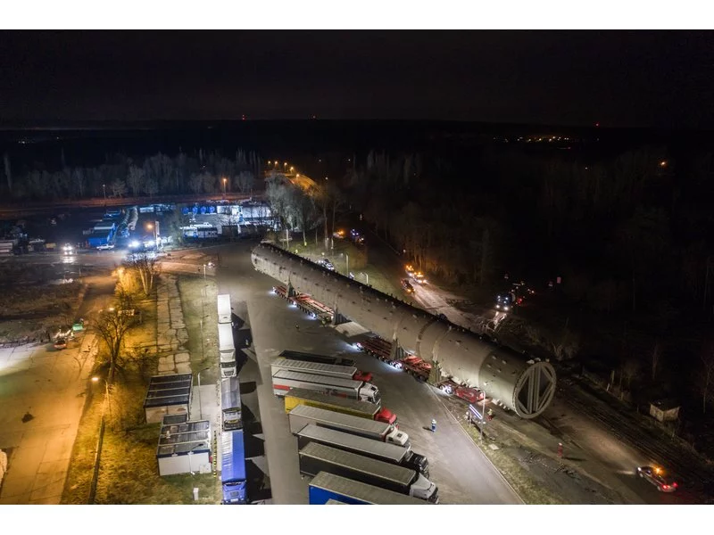 Jedno z kluczowych urządzeń instalacji Polimery Police jest już na placu budowy zdjęcie