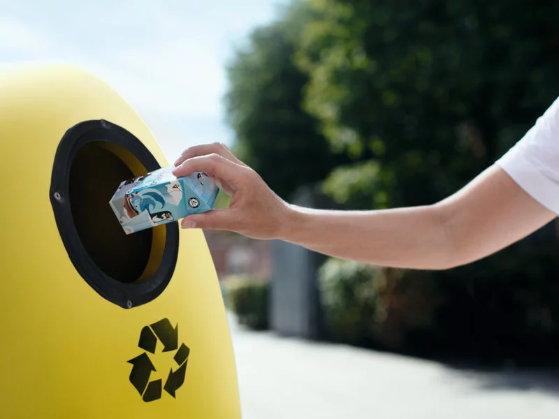 Stora Enso i Tetra Pak łączą siły, aby potroić zdolność recyklingu kartonów po napojach w Polsce - zdjęcie