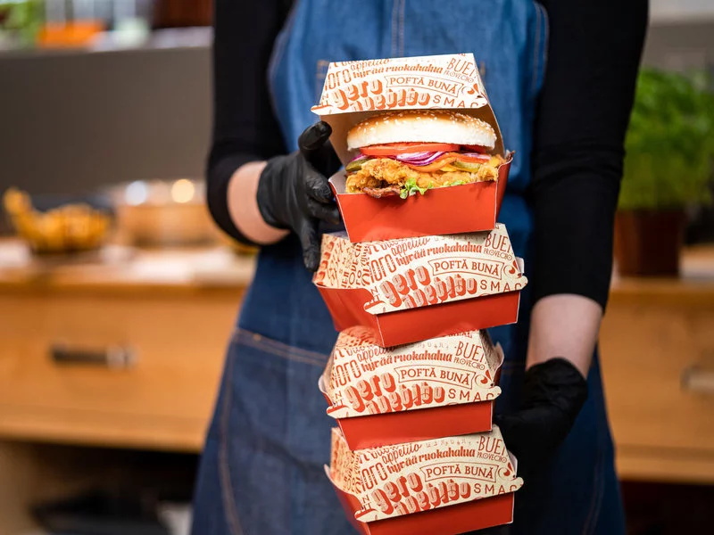 Najlepsze opakowania do burgerów. Na co zwrócić uwagę przy zakupie pudełka do burgerów? zdjęcie