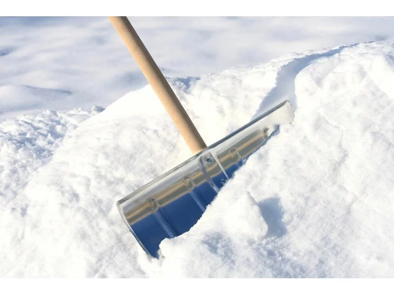 Przygotowani na zimę - o narzędziach, którą ułatwią usuwanie śniegu zdjęcie