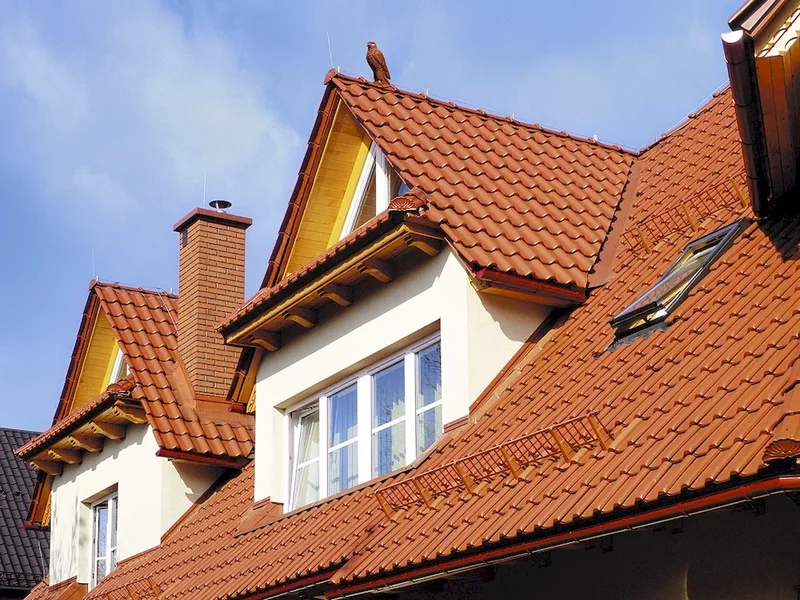 Dylemat inwestora: zabezpieczenia przeciwśniegowe na dachu – na co zwrócić uwagę? - zdjęcie