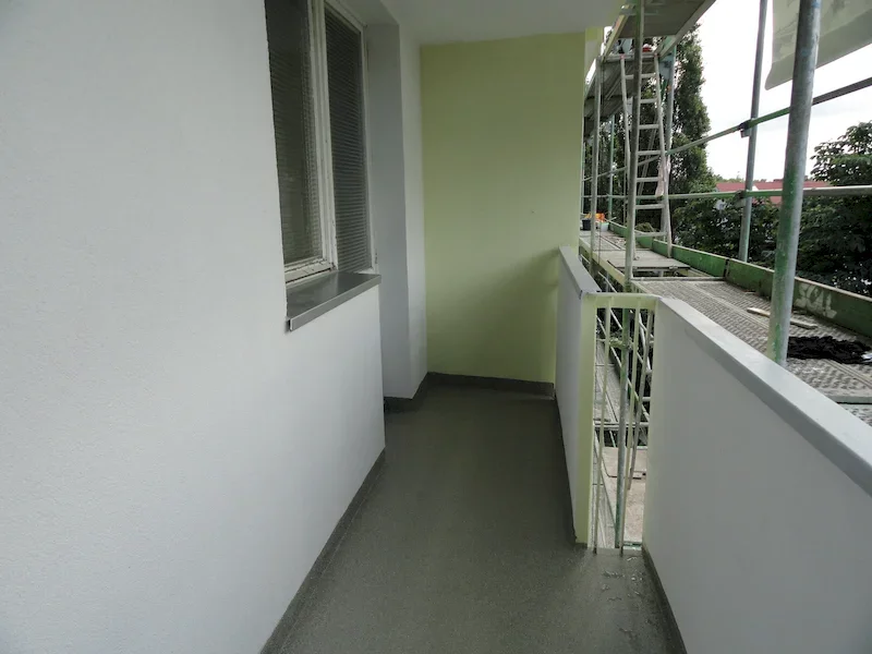 Na co zwracać uwagę przy doborze materiałów do renowacji balkonów i tarasów? - zdjęcie