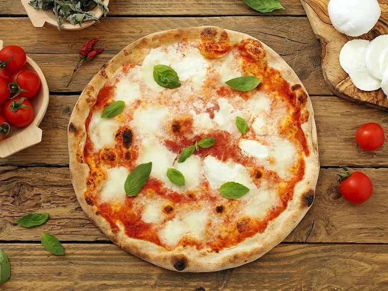 Międzynarodowy Dzień Pizzy, czyli ulubione święto kulinarne Polaków - zdjęcie